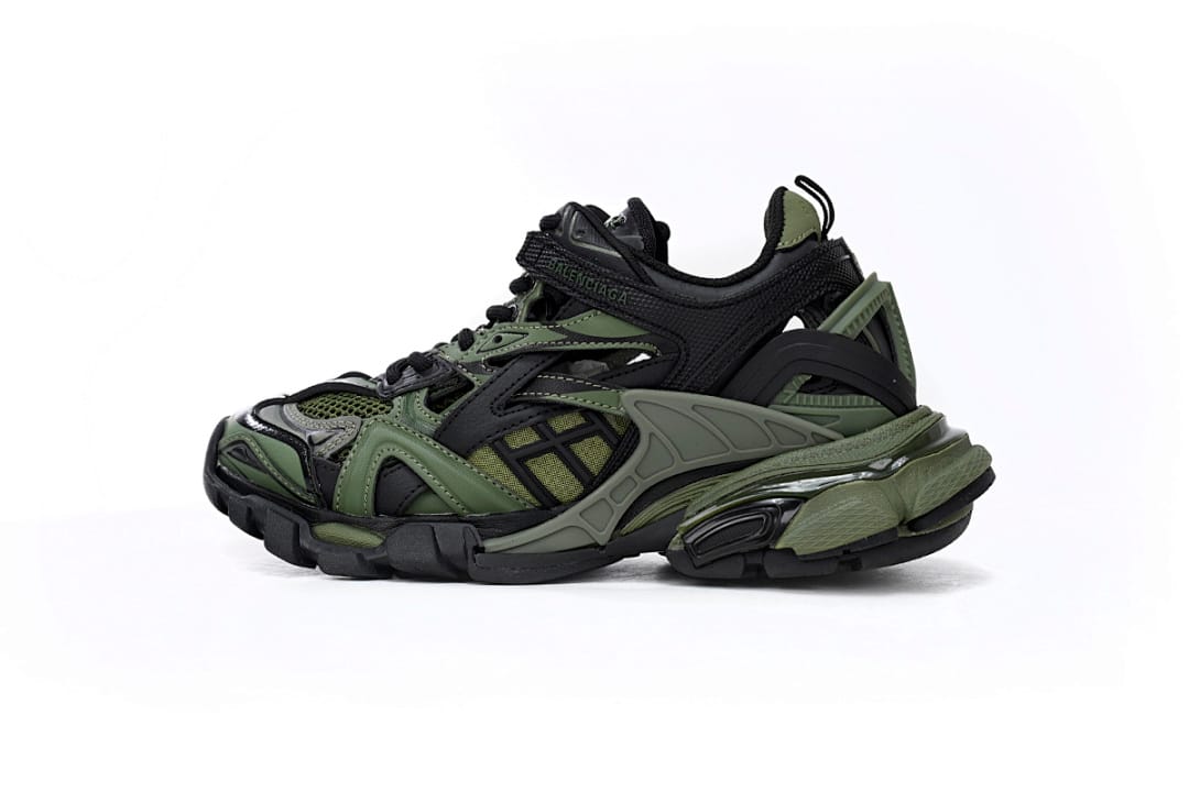 000-16.jpg Balenciaga Track 2 Sneaker Black